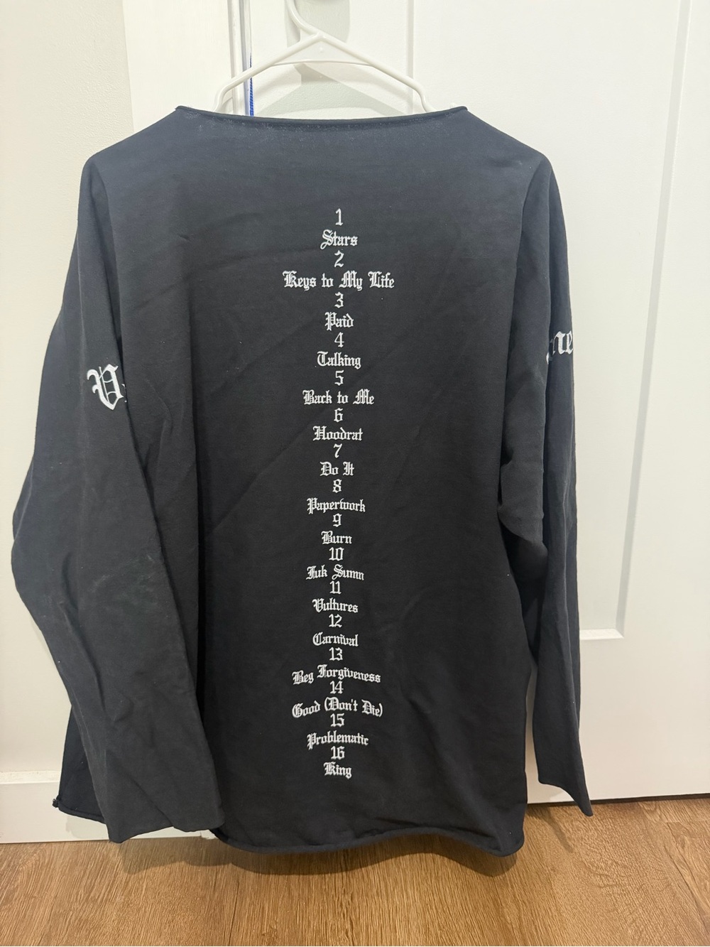 Kanye West Vultures long sleeve - Picture 2 of 3